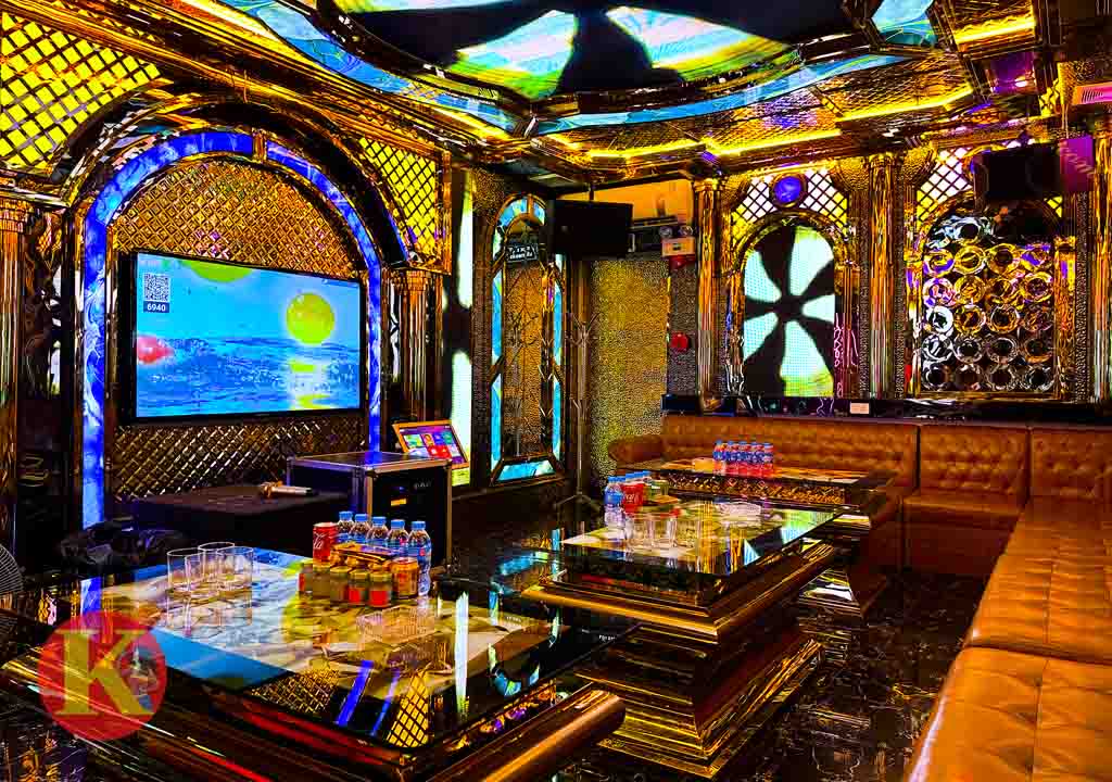 Karaoke Eiffel 33 Nam Đồng | Đặt Phòng | Karaokehanoi.com