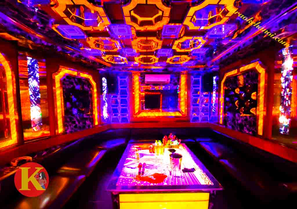 Karaoke GENESIS Số 10 Dương Đình Nghệ | Đặt Bàn | Karaokehanoi.com
