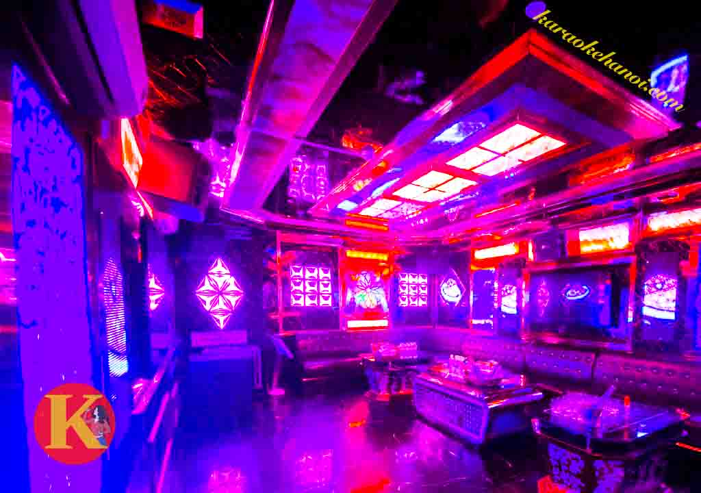Karaoke GENESIS Số 10 Dương Đình Nghệ | Đặt Bàn | Karaokehanoi.com